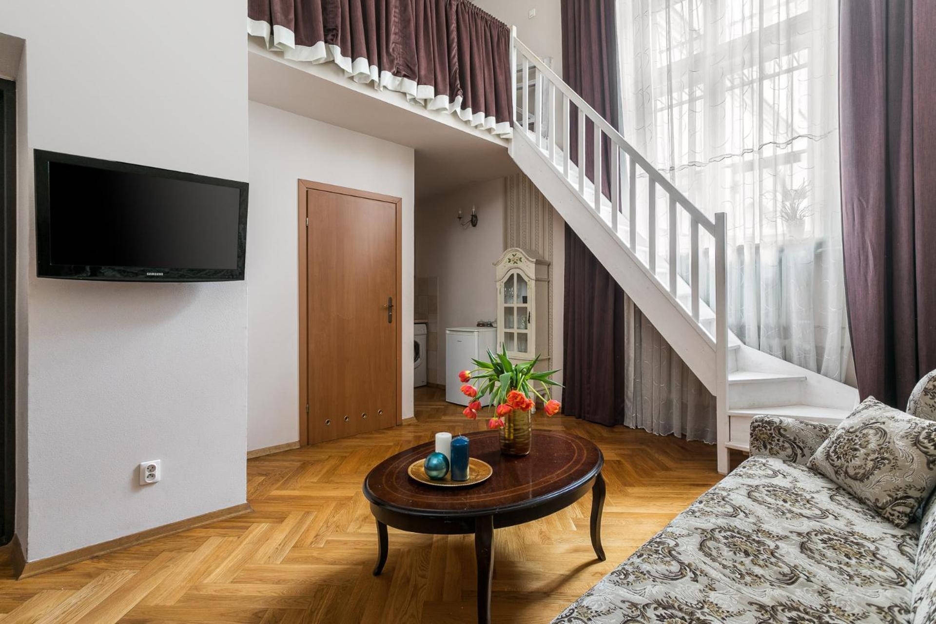 Cracow Main Square Apartment